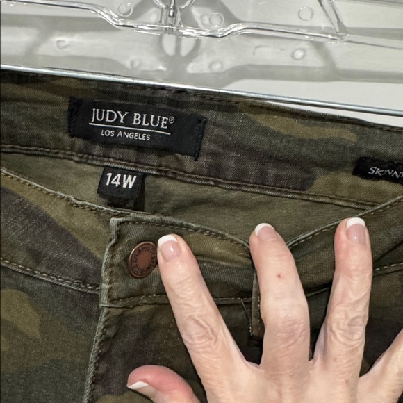 Judy Blue Olive Camouflage skinny Jeans 14w - Picture 3 of 4